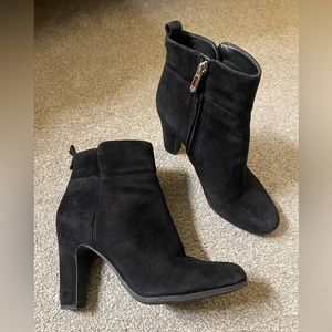 Sam Edelman black suede ankle booties Size 7